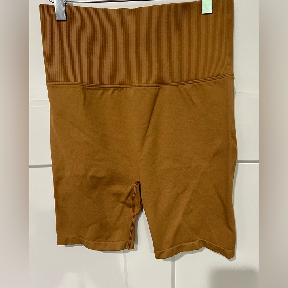 PINK Victoria's Secret High Waist Bike Shorts Sz M